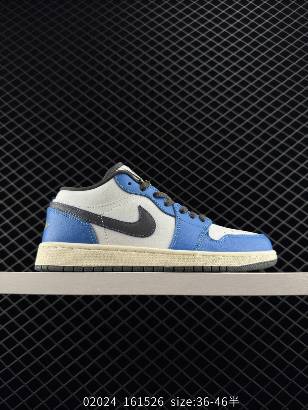 Air Jordan 1 Low “Black Toe”